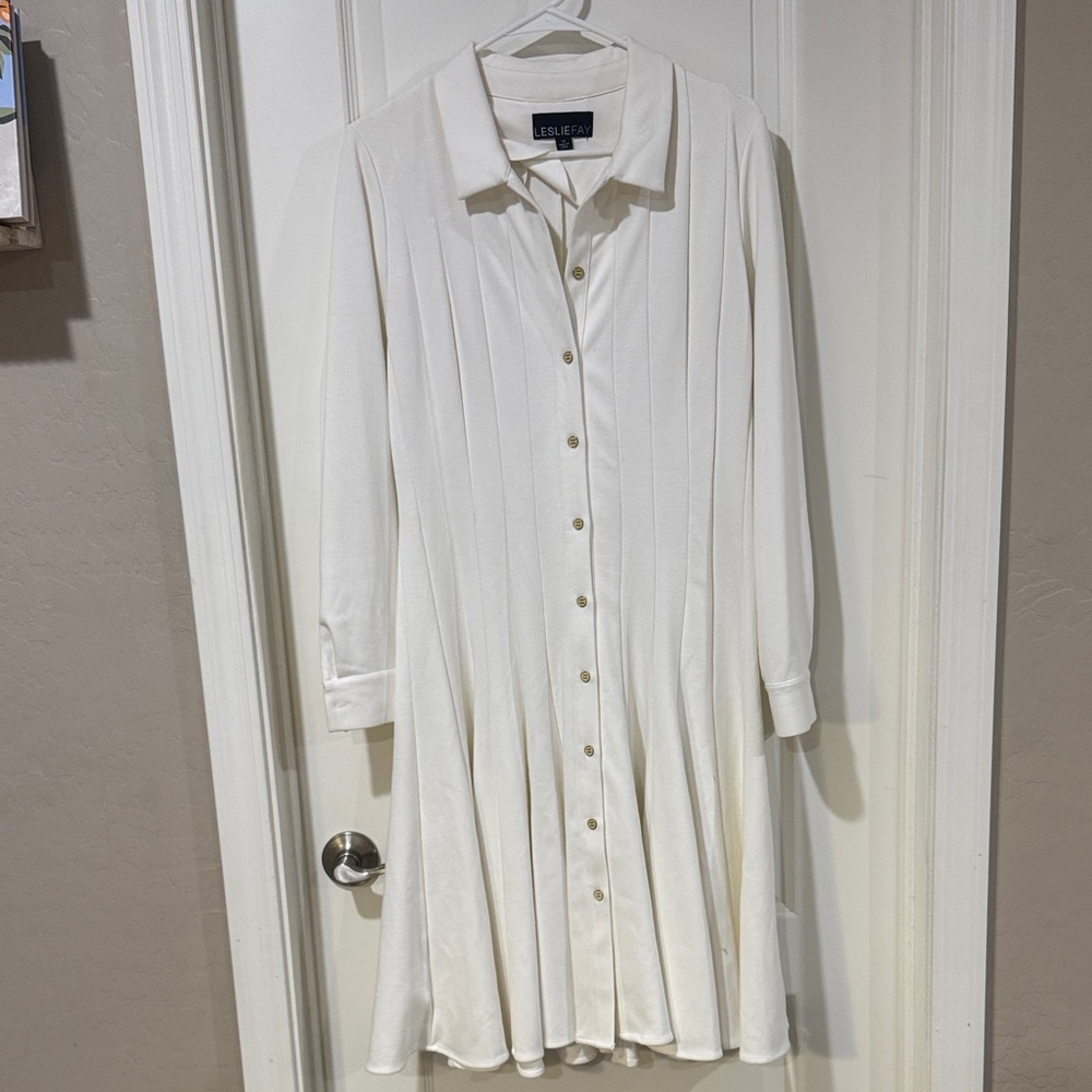 Leslie Fay Cream Long Sleeve Button-Down Dress